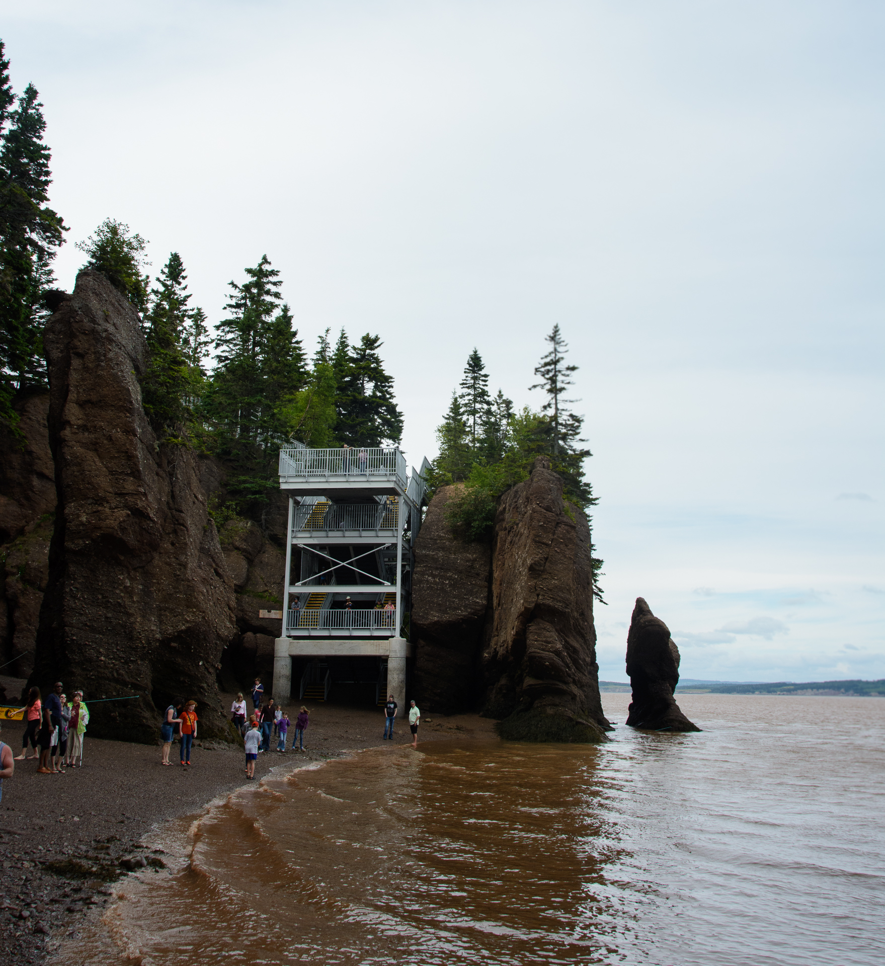 Bay of Fundy Rocks and house (5 of 22)